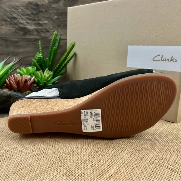 Clarks 8W Abigail Sing Low Wedge Gladiator Sandal - Picture 11 of 11